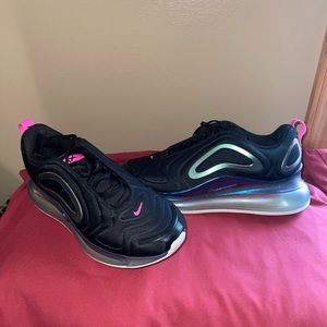Womens Nike Air Max 720
